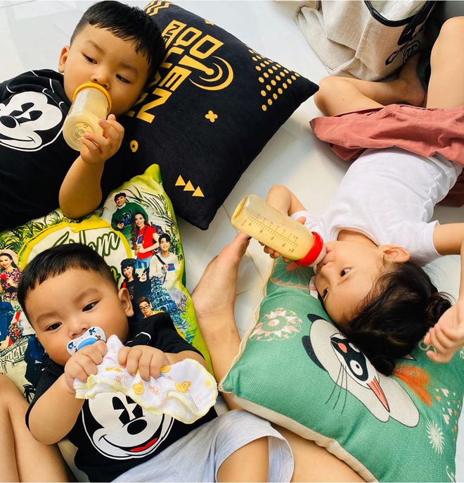 Mu&ocirc;n kiểu hội mẹ bỉm sữa Vbiz kết hợp chăm con v&agrave; b&aacute;n h&agrave;ng online m&ugrave;a dịch: &ldquo;C&aacute;i kh&oacute; l&oacute; c&aacute;i kh&ocirc;n&rdquo; l&agrave; đ&acirc;y! - Ảnh 8.