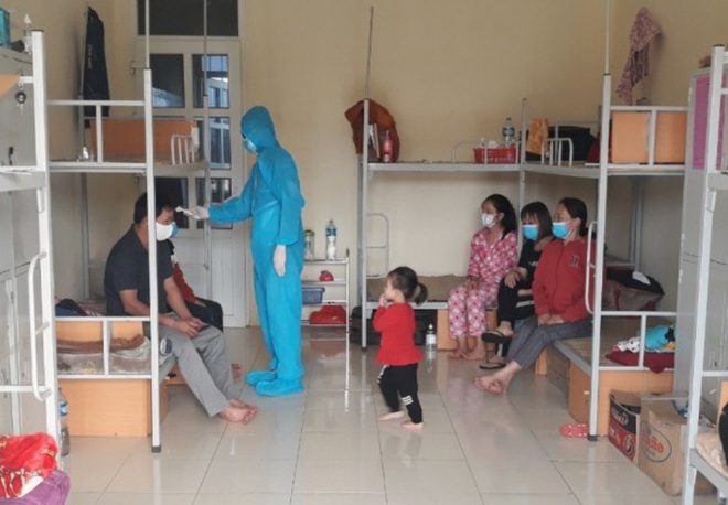 C&aacute;ch ly hơn 600 c&ocirc;ng d&acirc;n Việt Nam từ L&agrave;o về Thanh H&oacute;a  - Ảnh 1.