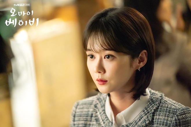 Chi&ecirc;m ngưỡng m&agrave;n l&atilde;o h&oacute;a ngược đỉnh cao của Jang Nara v&agrave; Song Hye Kyo, chị em dễ muốn cắt t&oacute;c pixie d&agrave;i - m&aacute;i mưa để hack tuổi  - Ảnh 1.