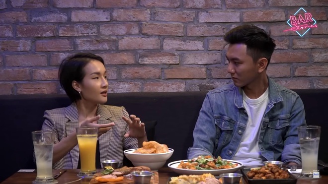 X&oacute;a tan nghi &aacute;n &aacute;i ngại v&igrave; l&ugrave;m x&ugrave;m của hội bạn th&acirc;n, Giang Ơi v&agrave; Khoai Lang Thang tương t&aacute;c cực đ&aacute;ng y&ecirc;u tr&ecirc;n talkshow - Ảnh 1.