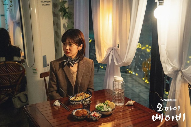 Chi&ecirc;m ngưỡng m&agrave;n l&atilde;o h&oacute;a ngược đỉnh cao của Jang Nara v&agrave; Song Hye Kyo, chị em dễ muốn cắt t&oacute;c pixie d&agrave;i - m&aacute;i mưa để hack tuổi  - Ảnh 4.