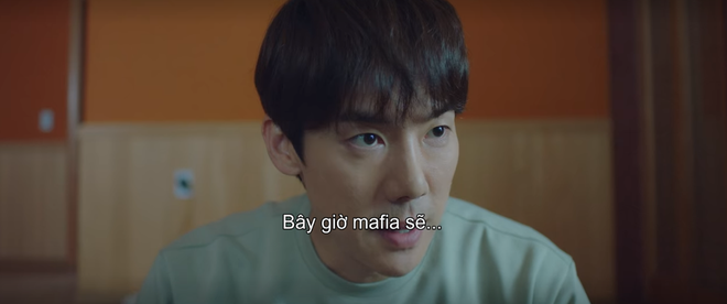 Hospital Playlist tập 5: Th&aacute;nh khẩu nghiệp Jun Wan bị crush đ&aacute; sưng mồm, trai đẹp Jeong Won đ&ograve;i mẹ cho l&agrave;m cha xứ? - Ảnh 12.