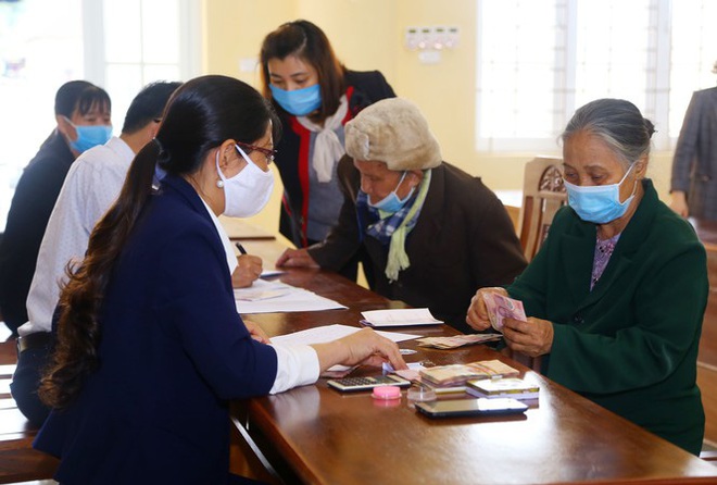 Lập tổng đ&agrave;i giải đ&aacute;p mọi th&ocirc;ng tin cho người d&acirc;n về g&oacute;i 62 ngh&igrave;n tỷ đồng - Ảnh 1.