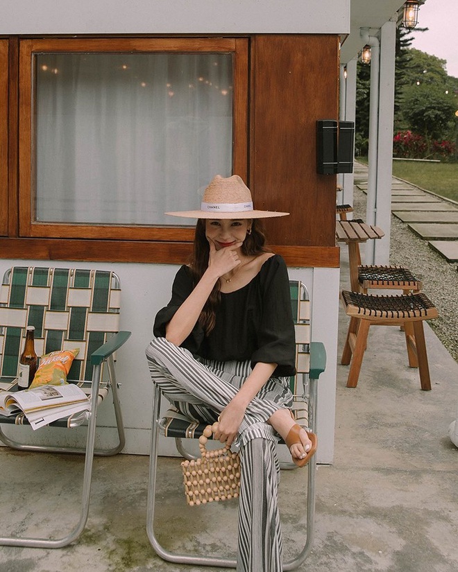Nắng n&oacute;ng ph&aacute;t mệt, chị em cứ nhắm tr&uacute;ng 4 kiểu quần n&agrave;y m&agrave; diện cho thoải m&aacute;i v&agrave; vẫn ăn đậm điểm phong c&aacute;ch - Ảnh 12.