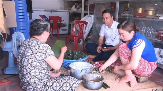 Sự thật về những l&aacute; đơn mẫu tự nguyện kh&ocirc;ng nhận tiền hỗ trợ Covid-19 ở Thanh Ho&aacute; - Ảnh 4.