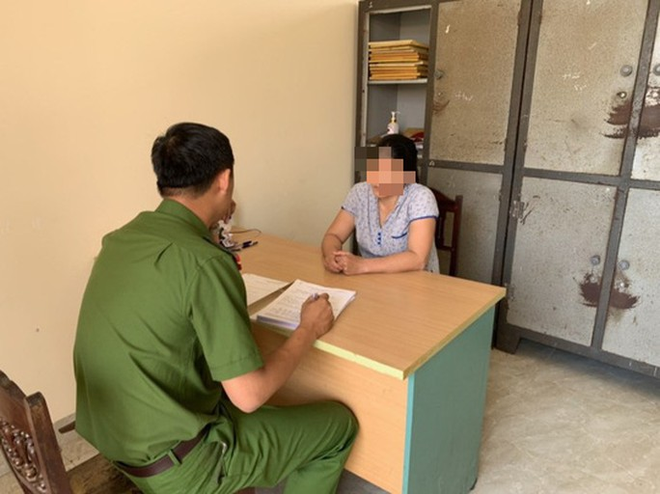 Quảng B&igrave;nh: Bắt quả tang 4 đ&ocirc;i nam nữ đi t&agrave;u nhanh tại khu Ma Cao với gi&aacute; 300.000 đồng/lượt - Ảnh 3.