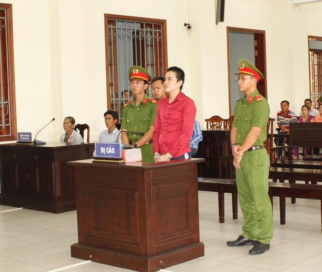  Nghịch tử s&aacute;t hại mẹ gi&agrave; 72 tuổi bị tuy&ecirc;n &aacute;n tử  - Ảnh 1.