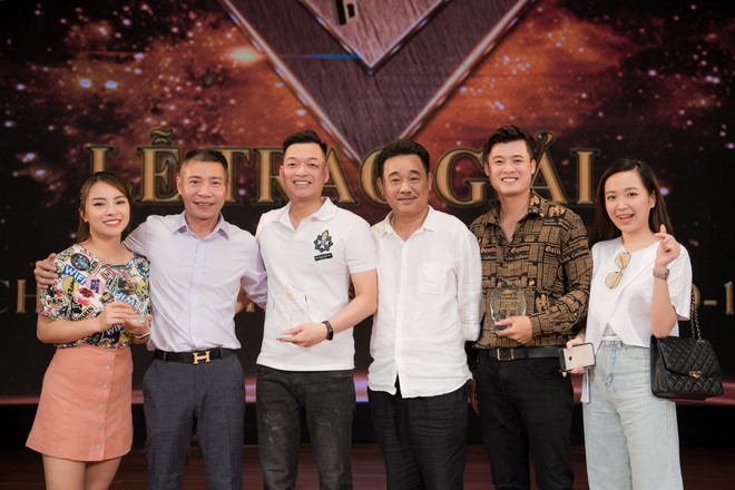 NSND Ho&agrave;ng Dũng, Xu&acirc;n Bắc c&ugrave;ng d&agrave;n sao miền Bắc hội ngộ ch&uacute;c mừng C&ocirc;ng L&yacute; l&ecirc;n chức - Ảnh 8.