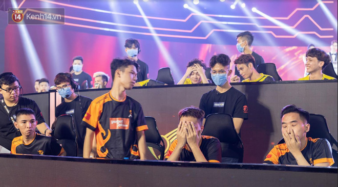 CK Đấu Trường Sinh Tồn mùa Xuân 2020: V-Gaming lên ngôi vô địch, Team Flash đánh rơi cơ hội thống trị eSports Việt - Ảnh 3.