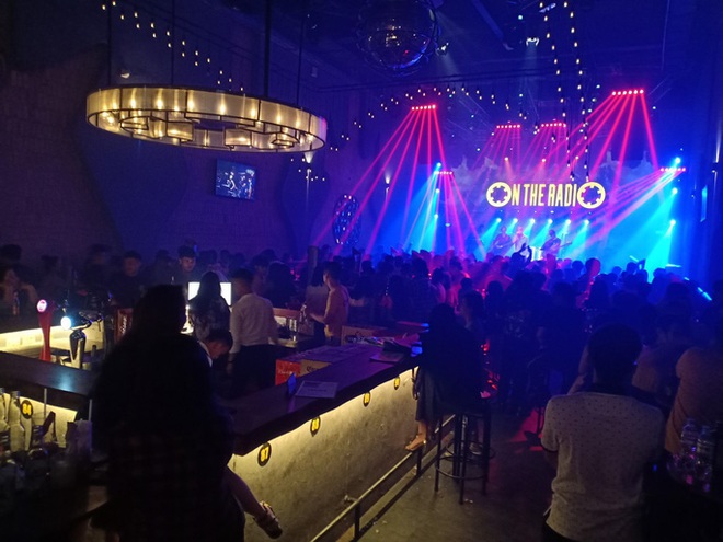 Đ&agrave; Nẵng: Cho ph&eacute;p mở cửa qu&aacute;n bar - Ảnh 1.