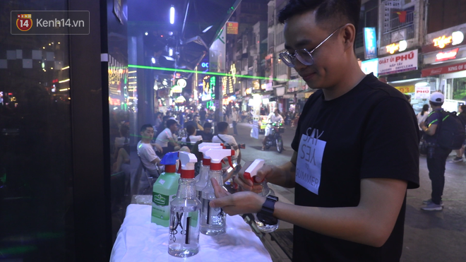 Giới trẻ Sài Thành hạn chế đi bar vì e ngại nguy cơ lây nhiễm dịch bệnh: Đợi công bố hết dịch thì mới dám đi lại - Ảnh 9. Giới trẻ Sài Thành hạn chế đi bar vì e ngại nguy cơ lây nhiễm dịch bệnh: Đợi công bố hết dịch thì mới dám đi lại - Ảnh 9.