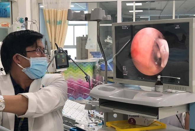Ăn ch&aacute;o lươn, b&eacute; g&aacute;i 7 th&aacute;ng tuổi su&yacute;t chết - Ảnh 1.