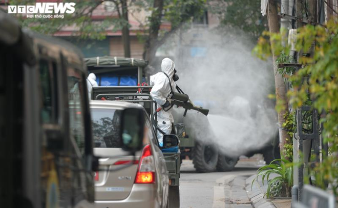 Báo Mỹ ca ngợi Việt Nam chặn COVID-19: Họ hành động khi chúng ta còn mơ hồ  - Ảnh 2.