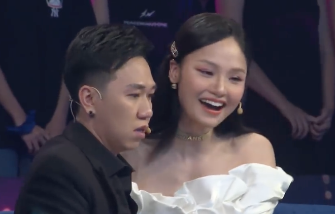 Anh Đức - Miu L&ecirc; sượng tr&acirc;n khi bị hỏi về chuyện li&ecirc;n quan... Hiền Hồ - Ảnh 4.