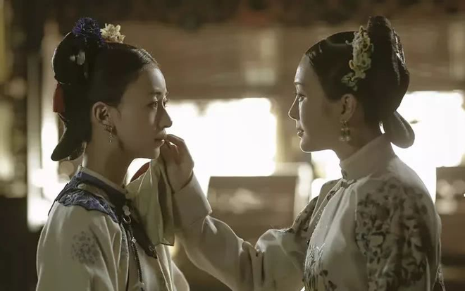 4 cặp chị em t&igrave;nh bể b&igrave;nh ở phim Hoa ngữ khiến nam ch&iacute;nh thất sủng: Ngọt nhất đ&iacute;ch thị l&agrave; Ba B&eacute;o v&agrave; so&aacute;i tỷ Trương Hinh Dư! - Ảnh 9.