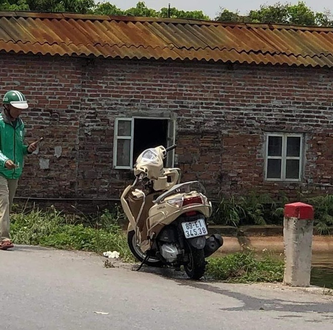 Hưng Yên: Phát hiện thi thể người mẹ đơn thân cùng xe máy dưới ao sau buổi liên hoan - Ảnh 2.