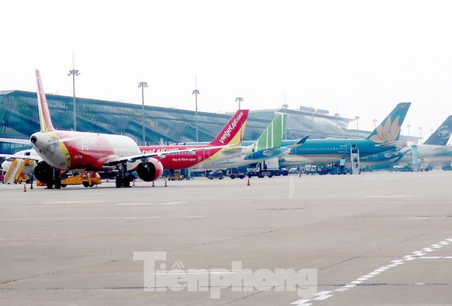 Nghi&ecirc;n cứu mở lại một số đường bay quốc tế sau dịch COVID-19 - Ảnh 1.