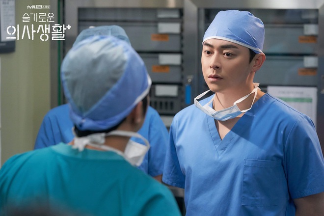Đầy nhân văn và chân thật, Hospital Playlist chính là phim y khoa hay nhất xứ Hàn lúc này! - Ảnh 3.