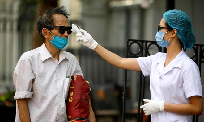 B&aacute;o Anh: Việt Nam l&agrave; quốc gia th&agrave;nh c&ocirc;ng nhất thế giới trong c&ocirc;ng cuộc chiến đấu với Covid-19 - Ảnh 1.