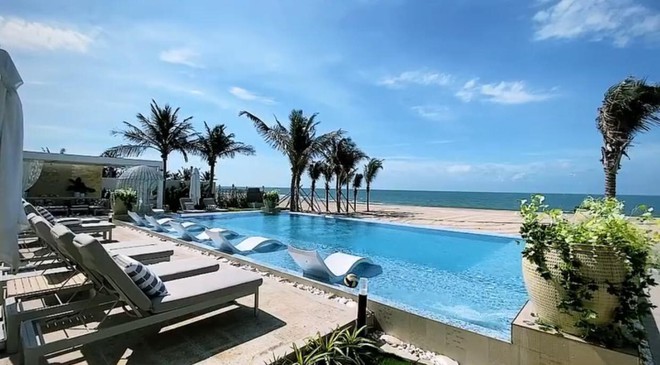 Phillip Nguyễn h&eacute; lộ 1 g&oacute;c villa sang chảnh ở Vũng T&agrave;u, ghi điểm bởi h&agrave;nh động chuẩn &ldquo;anh trai nh&agrave; người ta&rdquo; d&agrave;nh cho Ti&ecirc;n Nguyễn! - Ảnh 4.