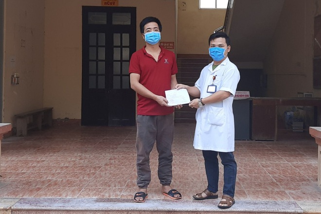 Bệnh nhân Covid-19 cuối cùng tại Ninh Bình được công bố khỏi bệnh, Việt Nam còn điều trị cho 50 ca - Ảnh 1.