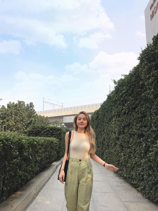 G&aacute;i xinh S&agrave;i G&ograve;n diện to&agrave;n đồ hiệu gi&aacute; sida, ai chưa biết c&aacute;ch săn h&agrave;ng si như n&agrave;y tốn cả mớ tiền vẫn mặc ch&aacute;n - Ảnh 10.