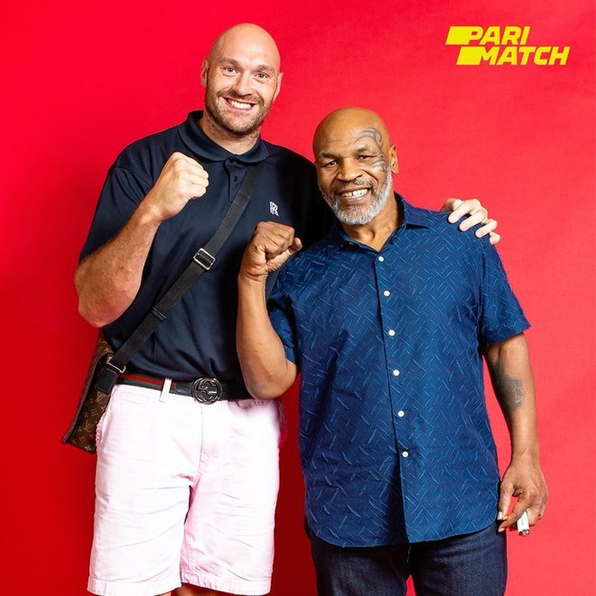 Sau khoản sức mạnh và t&ocirc;́c đ&ocirc;̣, huy&ecirc;̀n thoại Mike Tyson ti&ecirc;́p tục khi&ecirc;́n d&acirc;n tình choáng váng với màn giảm c&acirc;n th&acirc;̀n t&ocirc;́c: S&ocirc;́c nh&acirc;́t là ở ph&acirc;̀n bụng - Ảnh 2.