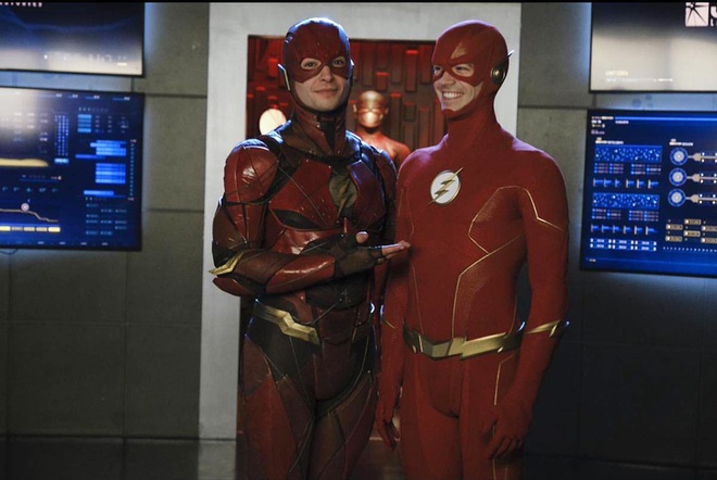 Sau scandal hành hung bóp cổ fan, loạt phim siêu anh hùng The Flash có nguy cơ bị hủy sản xuất - Ảnh 4.