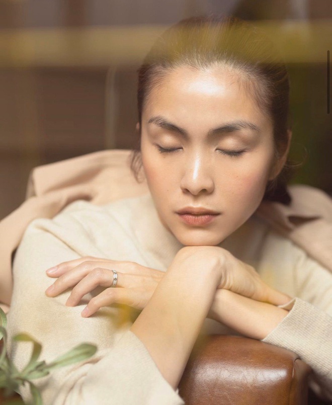 Loạt ảnh mới bảo chứng thần th&aacute;i đỉnh cao của H&agrave; Tăng, nhẫn cưới tr&ecirc;n ng&oacute;n &aacute;p &uacute;t n&agrave;ng d&acirc;u nh&agrave; tỷ ph&uacute; g&acirc;y ch&uacute; &yacute; - Ảnh 2.