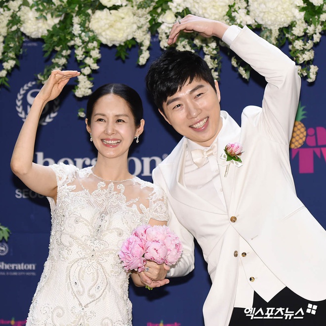 Đám cưới mỹ nhân Thư ký Kim và huyền thoại game thủ leo thẳng lên top Naver, tất cả nhờ chi tiết về Yoo Jae Suk - Ảnh 6.