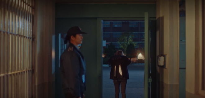 Luna Kim Go Eun đối đầu cực căng với nữ thủ tướng, Qu&acirc;n Vương Bất Diệt sẽ bắt đầu hết nh&agrave;m sau tập 7? - Ảnh 1.