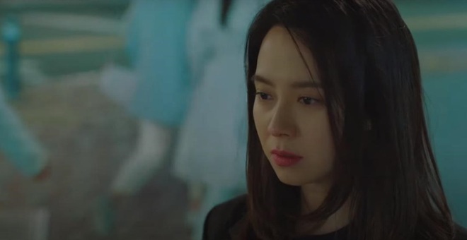 Mợ ngố Song Ji Hyo gào thét điên cuồng ở teaser phim mới, xem qua mà nhức não giùm chị đẹp - Ảnh 2.
