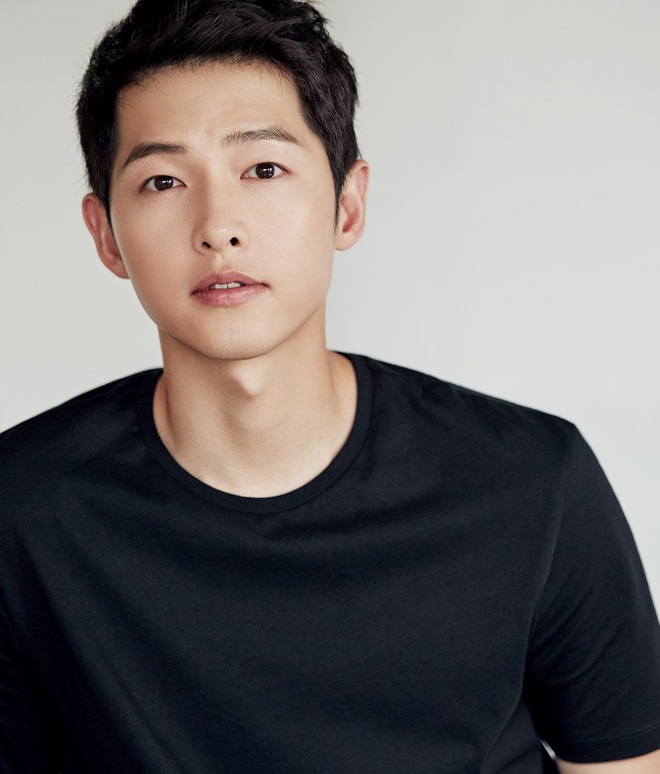 Tranh c&atilde;i th&ocirc;ng tin hiếm về bạn g&aacute;i tin đồn của Song Joong Ki: Mỹ nh&acirc;n luật sư 1 đời chồng, b&eacute;n duy&ecirc;n ở vụ ly dị Song Hye Kyo? - Ảnh 6.