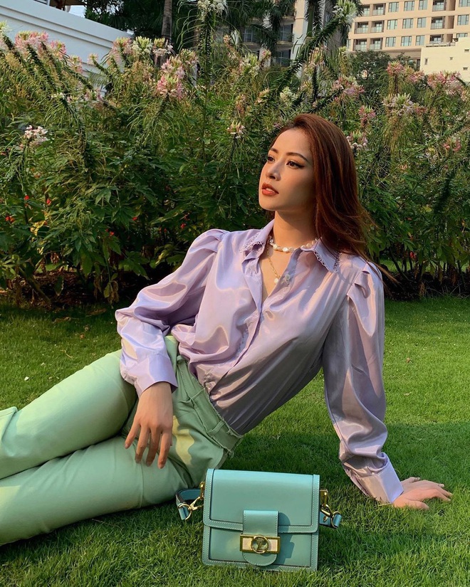 Hot nhất năm nay ch&iacute;nh l&agrave; đồ m&agrave;u t&iacute;m nhưng để diện đẹp m&agrave; kh&ocirc;ng sến th&igrave; c&aacute;c n&agrave;ng cần tr&aacute;nh 3 sai lầm sau - Ảnh 2.