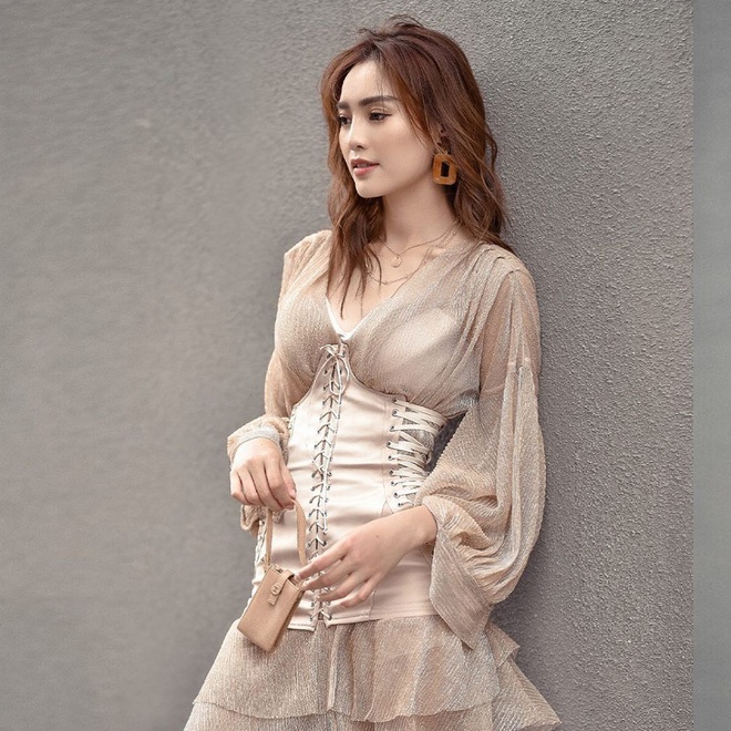 D&agrave;n sao từ H&agrave;n sang Việt đua nhau diện corset khoe eo thon ngực đầy, chi&ecirc;m ngưỡng rồi chị em n&agrave;o cũng muốn đu theo ngay - Ảnh 4.