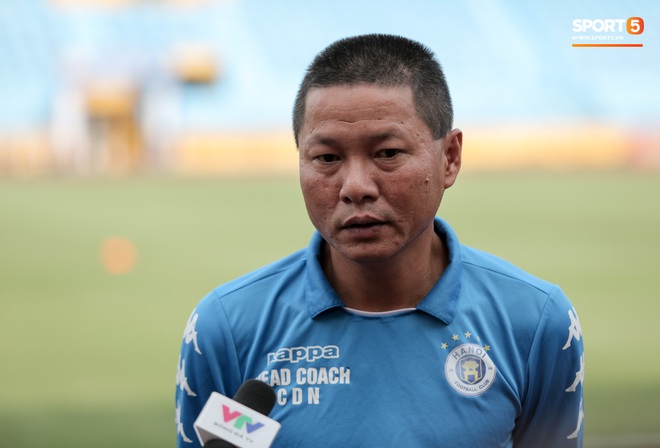 Quang Hải tái phát chấn thương vì bị cầu thủ HAGL làm đau, vẫn cố đá trận gặp Hà Tĩnh - Ảnh 2.