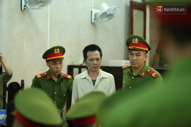 Xử ph&uacute;c thẩm vụ nữ sinh giao g&agrave;: Vương Văn H&ugrave;ng k&ecirc;u oan, khai bị đ&aacute;nh đập &eacute;p cung 7 ng&agrave;y 7 đ&ecirc;m - Ảnh 5.