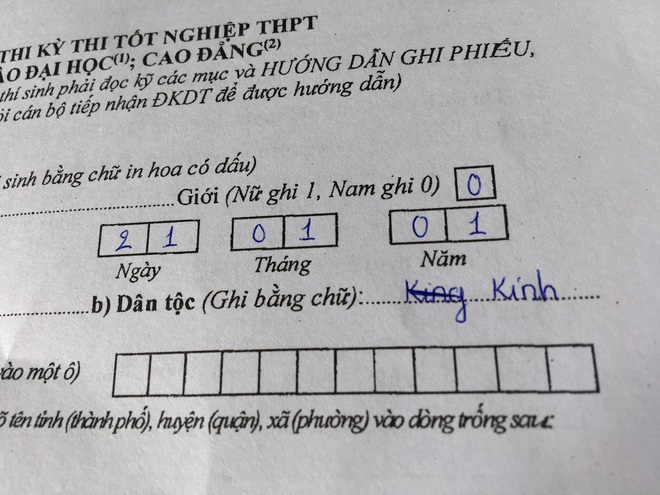 Công việc hại não mùa thi tốt nghiệp: Điền hồ sơ cả chục lần vẫn sai - Ảnh 3.