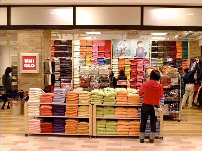 Cuộc đời cha đẻ Uniqlo: Từ thanh niên bán quần áo phụ bố đến ông hoàng ngành bán lẻ và khối tài sản khổng lồ khiến nhiều người ngưỡng mộ - Ảnh 6.