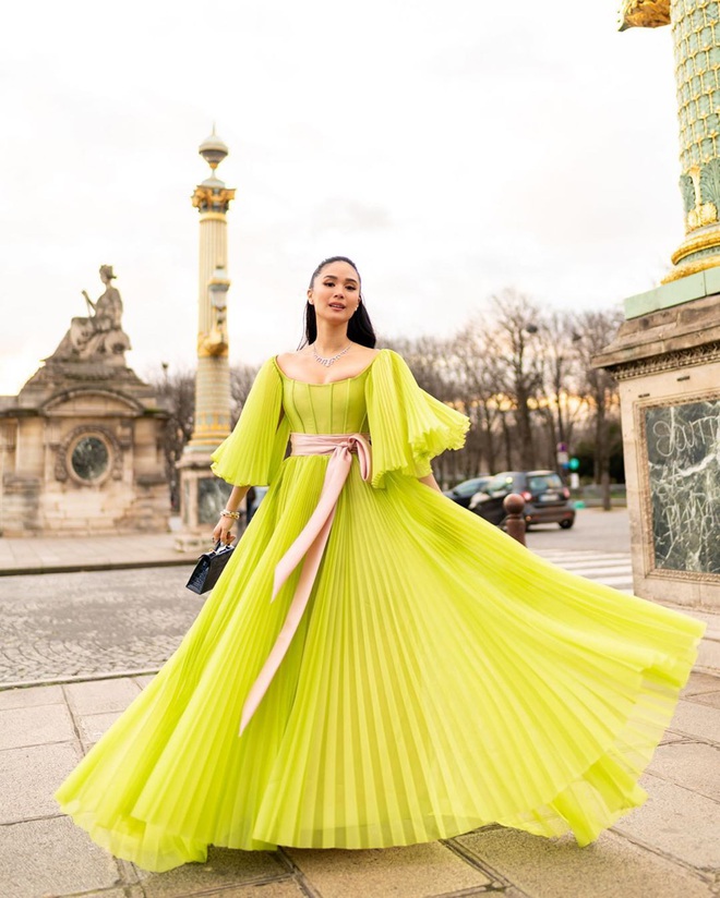 Crazy Rich Asians nguyên mẫu Heart Evangelista: Diễn viên đẹp nhất Philippines thành Phu nhân Thượng nghị sĩ và cuộc đời sóng gió của giới siêu giàu - Ảnh 18.