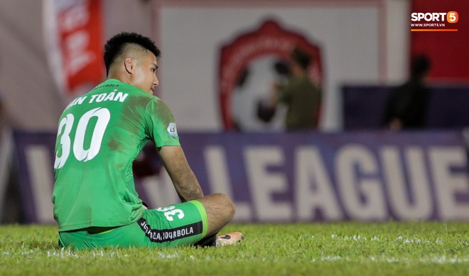 Thủ môn U23 Việt Nam được yêu cầu giữ im lặng để tránh vạ miệng sau trận thua đáng tiếc - Ảnh 1.
