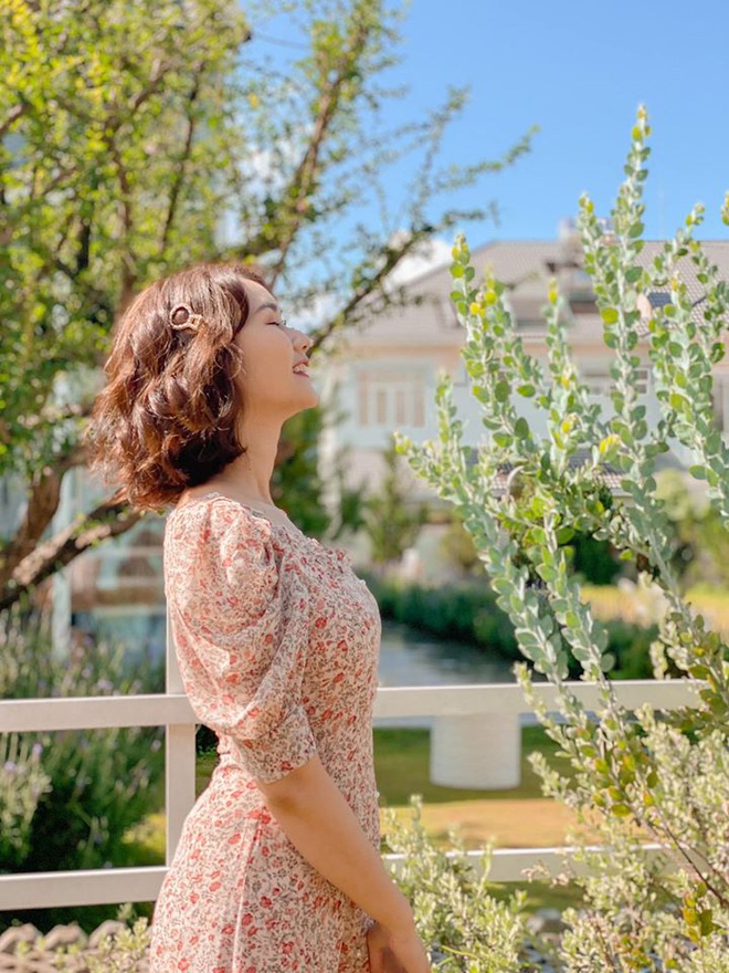 3 hot girl l&agrave;ng Y&ecirc;n: L&ecirc;n phim th&igrave; g&aacute;i l&agrave;ng đ&uacute;ng chất, ngo&agrave;i đời lại sexy t&aacute;o bạo kh&oacute; ai bằng, bất ngờ nhất l&agrave; em Đ&agrave;o đanh đ&aacute; - Ảnh 11.