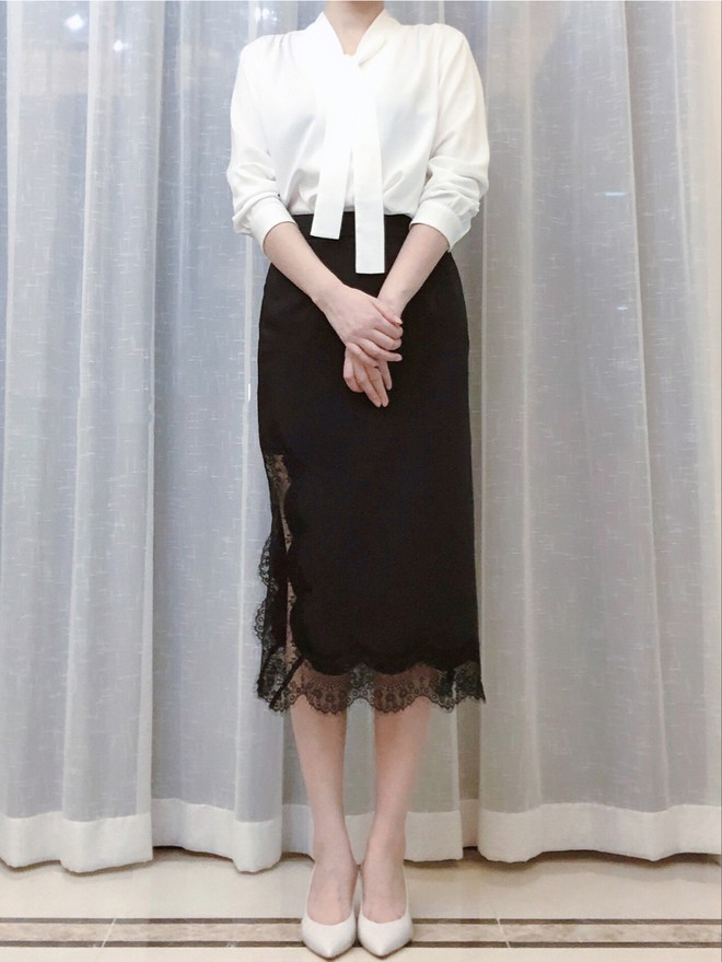 Nếu 1 ng&agrave;y ch&aacute;n sơ mi, c&aacute;c n&agrave;ng h&atilde;y thử sang &aacute;o blouse thắt nơ điệu đ&agrave; m&agrave; chanh sả - Ảnh 6.
