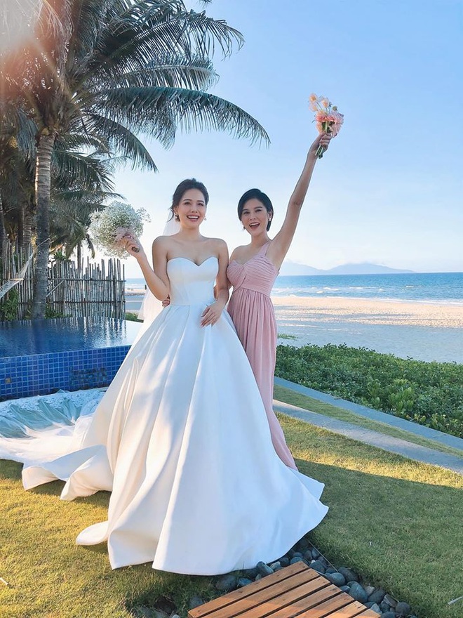 Đám cưới Phanh Lee và tổng giám đốc tập đoàn nghìn tỷ: Cô dâu xinh đẹp rạng rỡ, MC Thu Hoài - Huyền Lizzie làm phù dâu - Ảnh 13.