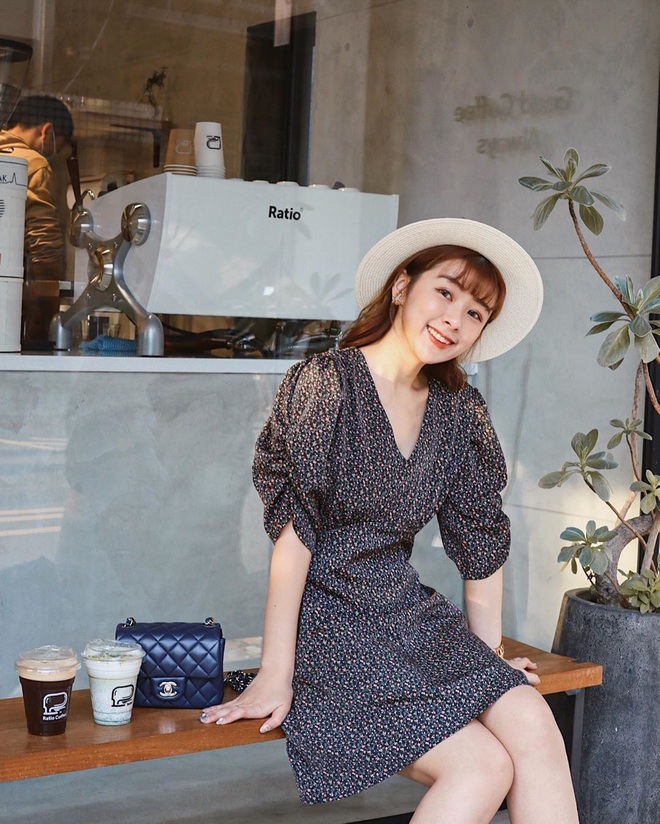 Chọn kiểu cổ &aacute;o chuẩn chỉnh với v&oacute;c d&aacute;ng, c&aacute;c nhược điểm bị lu mờ v&agrave; bạn tr&ocirc;ng sẽ nuột n&agrave; hết sức - Ảnh 1.