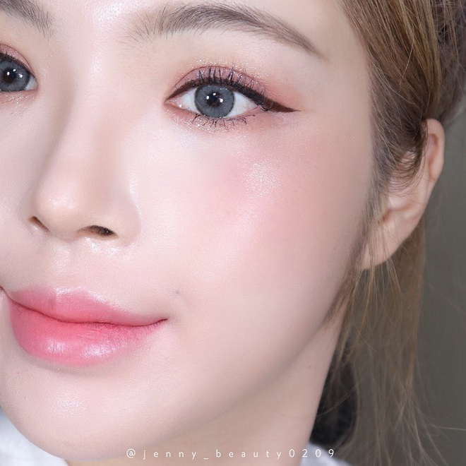 Nàng công sở đừng sai như Hari Won: Chỉ vì chọn liều màu son mà nhan sắc sến đi vài phần - Ảnh 8.