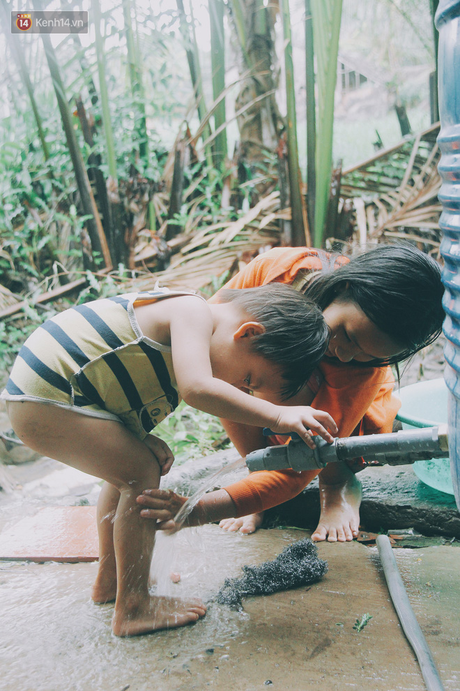 5 đứa trẻ đ&#243;i ăn b&#234;n người mẹ khờ mang bụng bầu 7 th&#225;ng: &amp;quot;Con kh&#244;ng muốn mẹ sinh em nữa, nh&#224; con ngh&#232;o lắm rồi&amp;quot; - Ảnh 11.