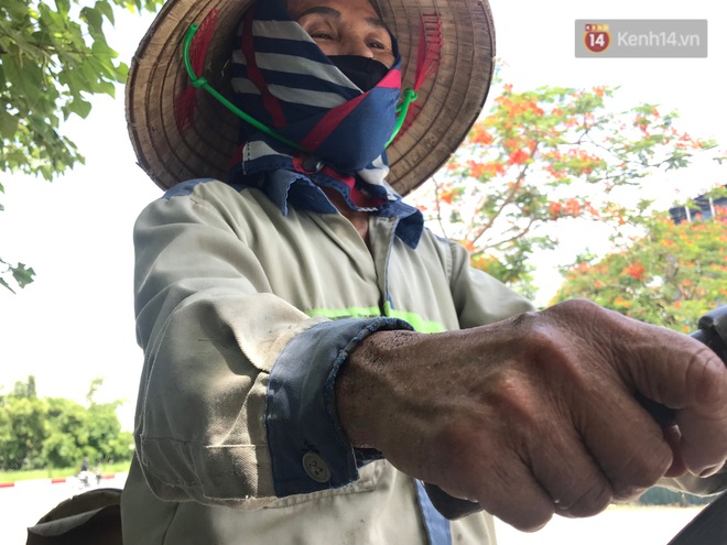 Dân nghèo ở Hà Nội gồng mình mưu sinh dưới nắng nóng đỉnh điểm: “Đội nắng nhặt 100 vỏ lon nhôm, bán được 15 nghìn đồng nhưng vẫn phải cố” - Ảnh 5. Dân nghèo ở Hà Nội gồng mình mưu sinh dưới nắng nóng đỉnh điểm: “Đội nắng nhặt 100 vỏ lon nhôm, bán được 15 nghìn đồng nhưng vẫn phải cố” - Ảnh 5.