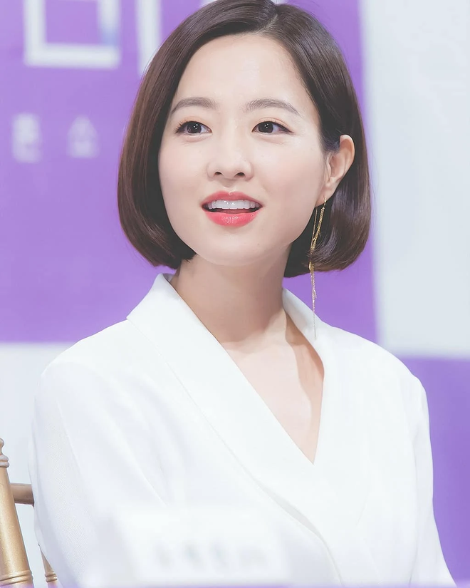 12 sao nữ sở hữu mặt mộc đẹp nhất Hàn Quốc: Nữ hoàng dao kéo cũng có mặt, Song Hye Kyo - Son Ye Jin có đọ được với dàn nữ thần Kpop? - Ảnh 23.