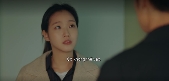 Phát hãi vì bệ hạ bất tỉnh, Jo Yeong phũ phàng cấm cửa Tae Eul vì nghi cô âm mưu hạ độc ở tập 14 Quân Vương Bất Diệt? - Ảnh 5.